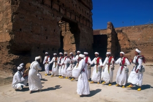 Les charmes de Marrakech via le Festival des arts populaires 