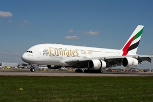 Emirates to Add Third A380 Service to London Heathrow
